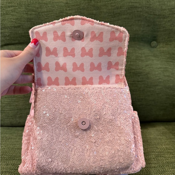 Millennial pink Loungefly backpack main image 7